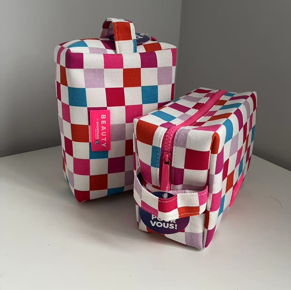 2/10$ Checkered makeup bags - Picture 3 of 3
